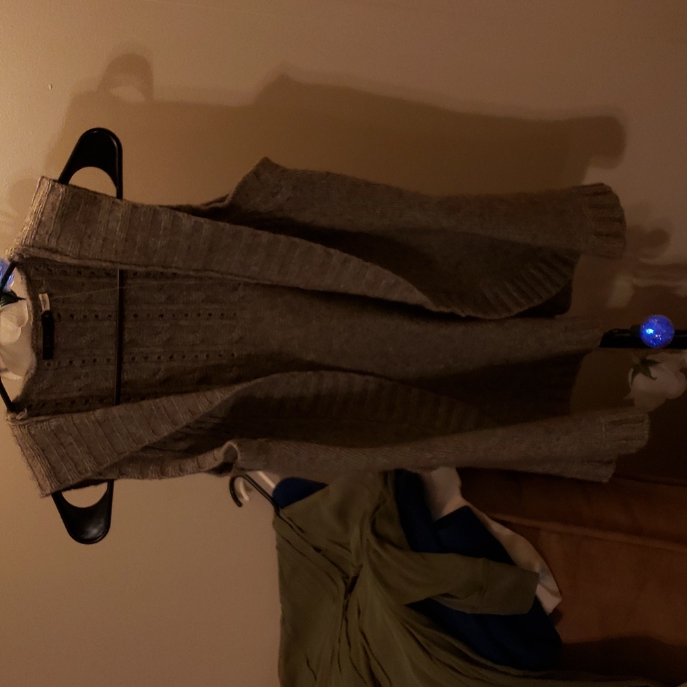 Wool vest/cardigan
